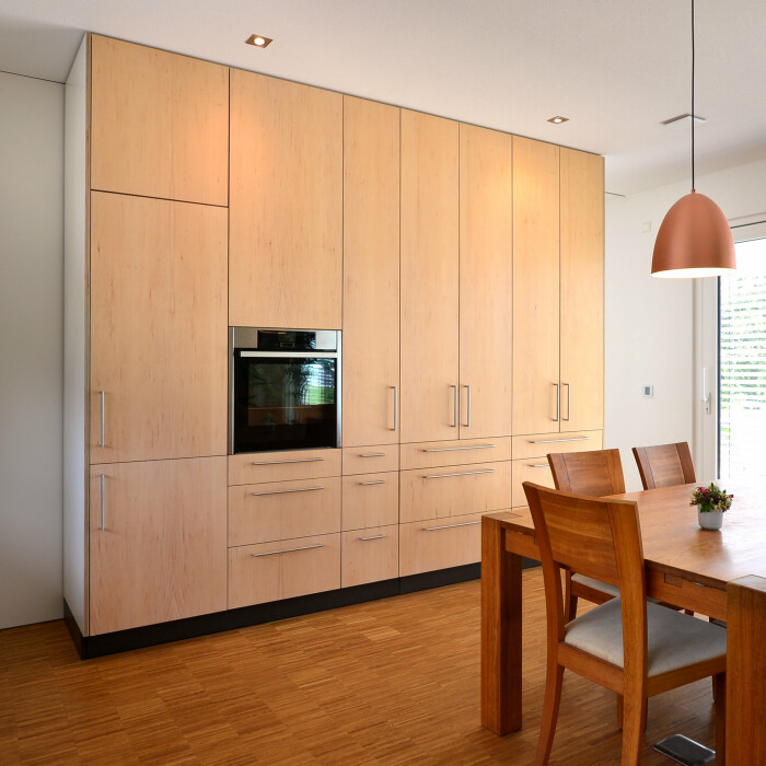 Schrankzeile mit Backofen