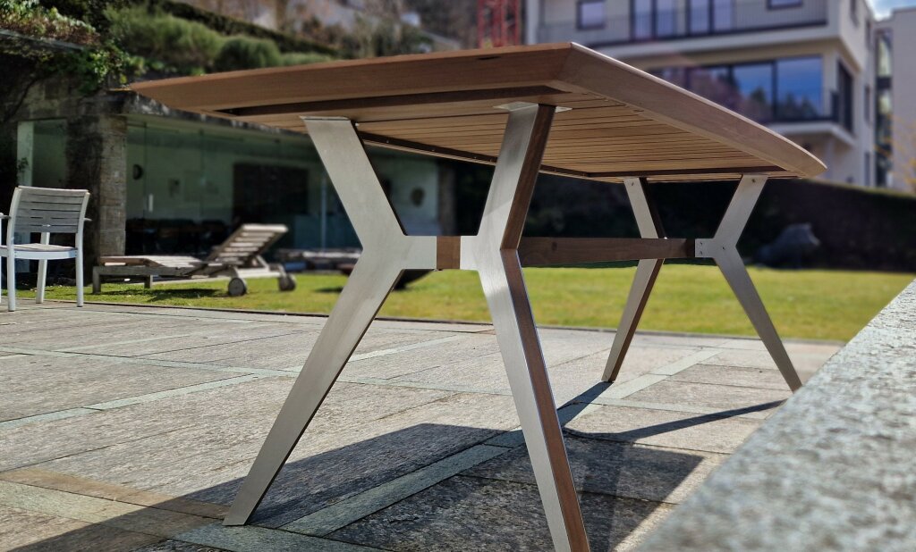 Esstisch für Aussen.